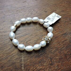 NWT Bella Ryann pearl bracelet